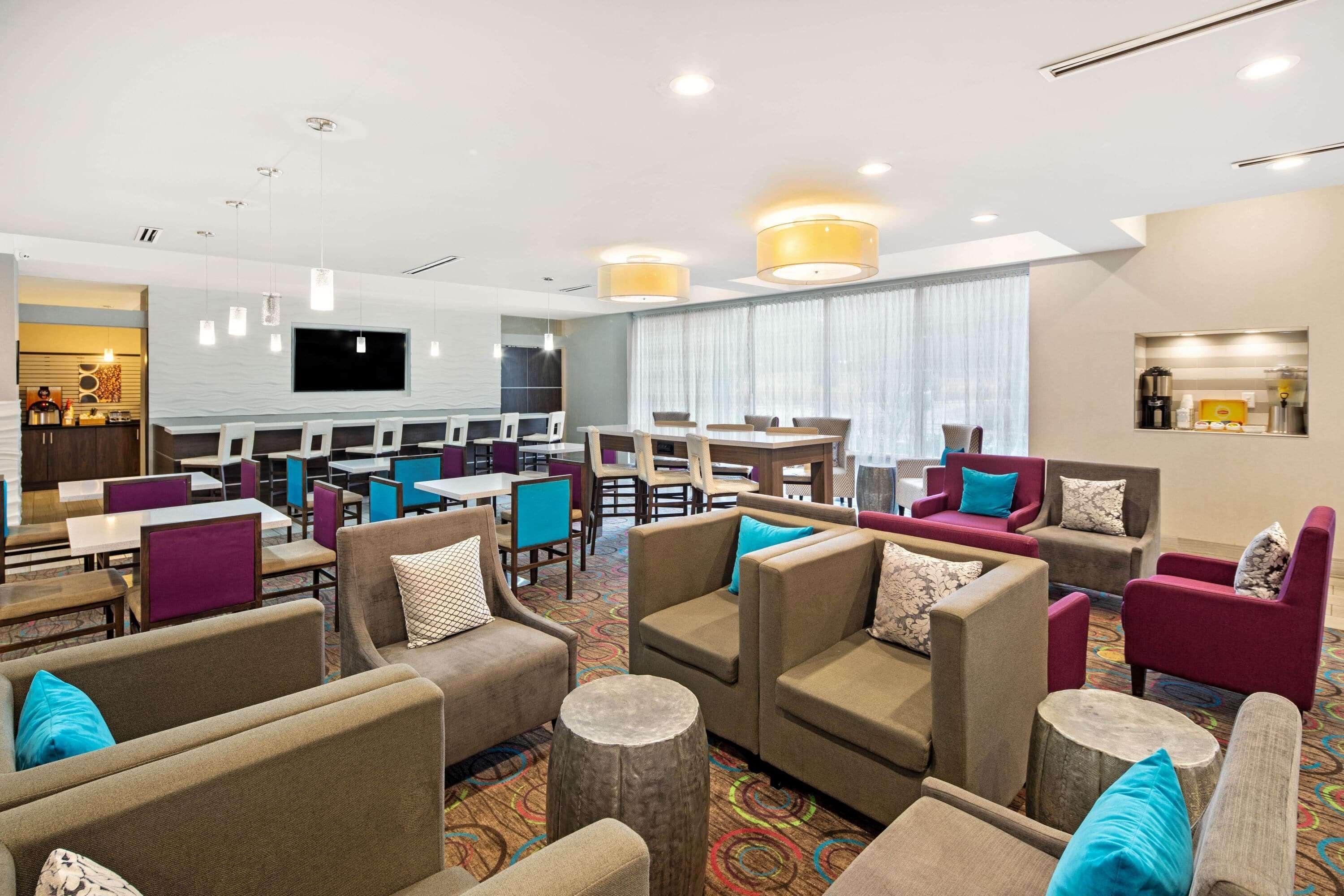 Hotel La Quinta By Wyndham Forsyth