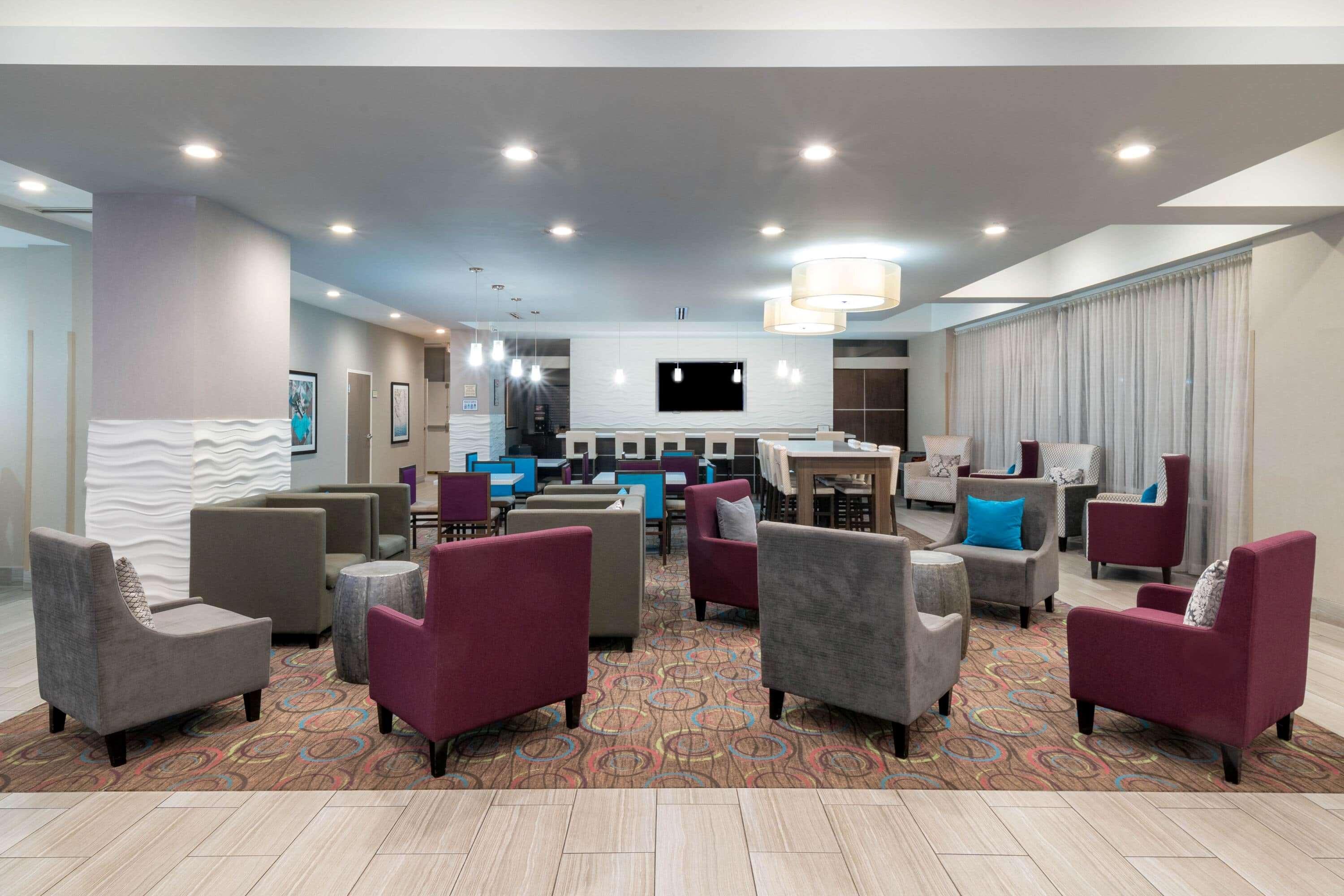 La Quinta By Wyndham Hotel