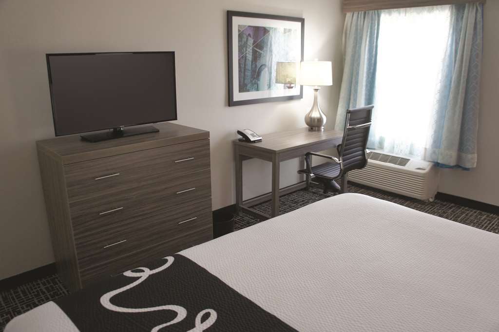 Hotel La Quinta By Wyndham 3*